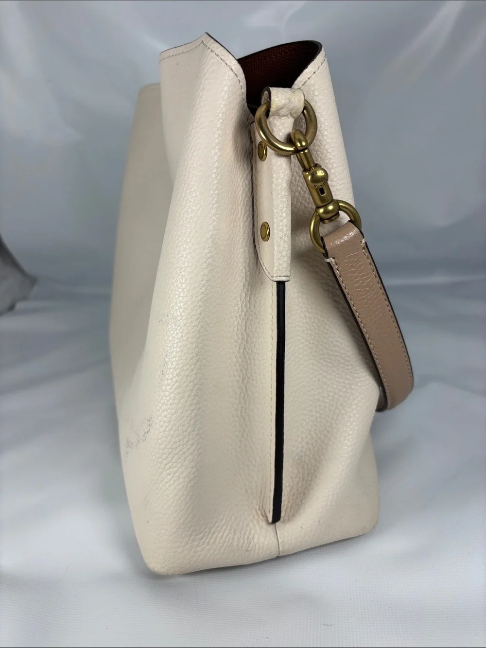 Coach Cream  Willow Pebble Leather Shoulder Bag with Tan Strap & Gold Turnlock